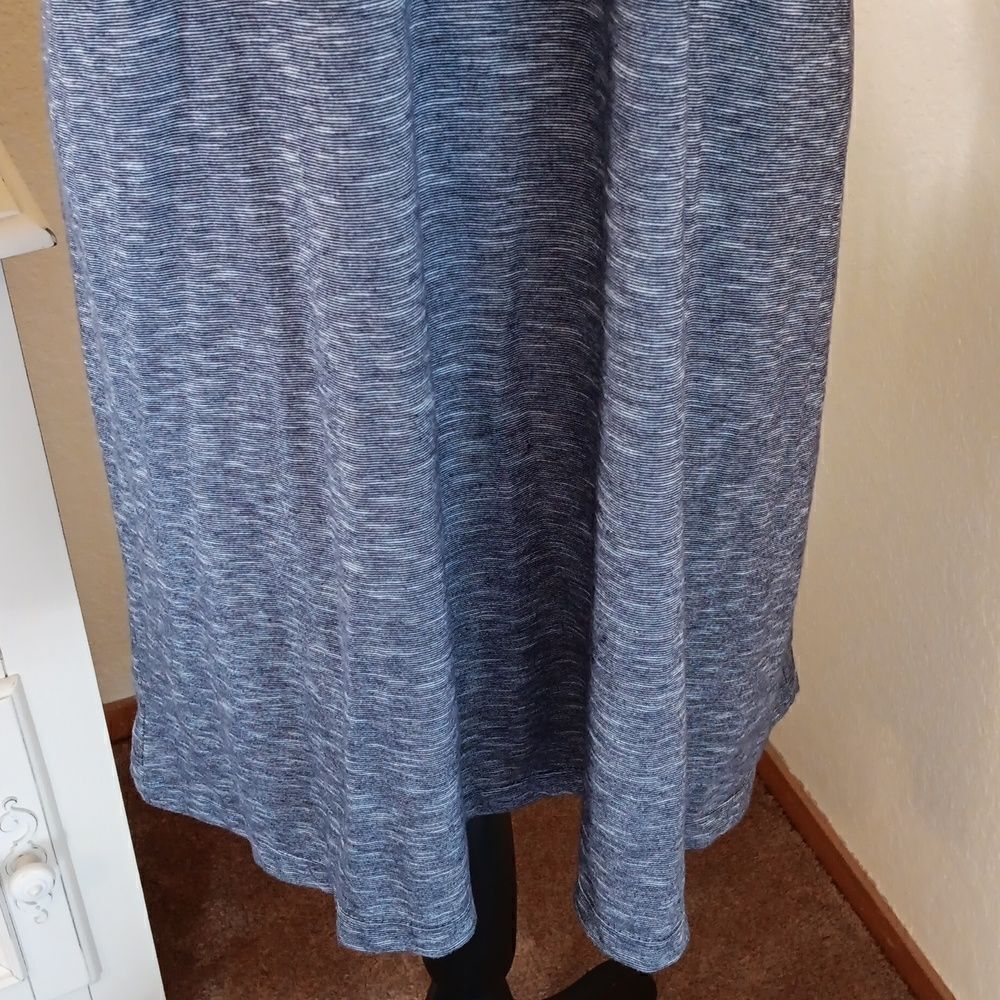 Max Edition Knit Dress - Picture 3 of 11